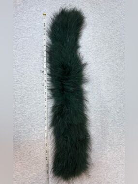 Dana Stein Dark Green Raccoon Fur Collar Scarf 🧣🦝